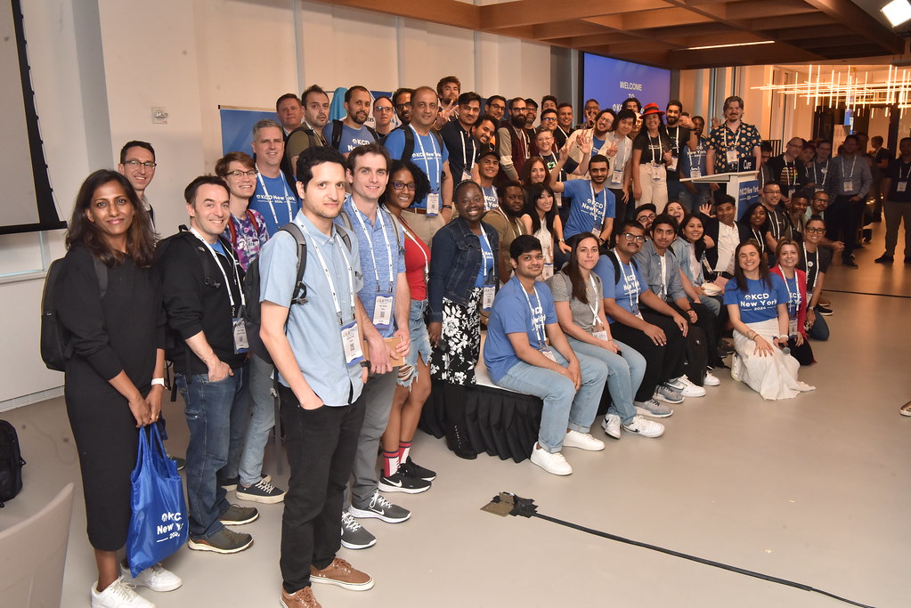 Speaker presenting cloud native innovations